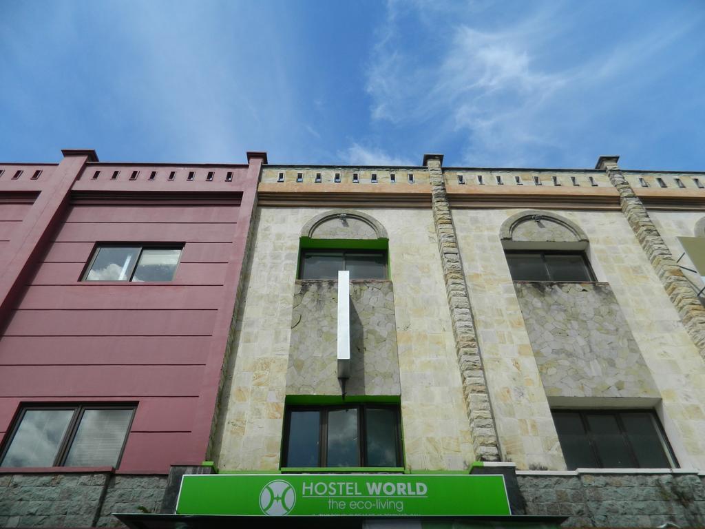 The Eco-Living Hostel Денпасар Екстериор снимка